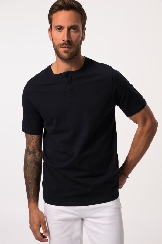 T-shirt Henley, collection Basic. Manches courtes et patte de boutonnage