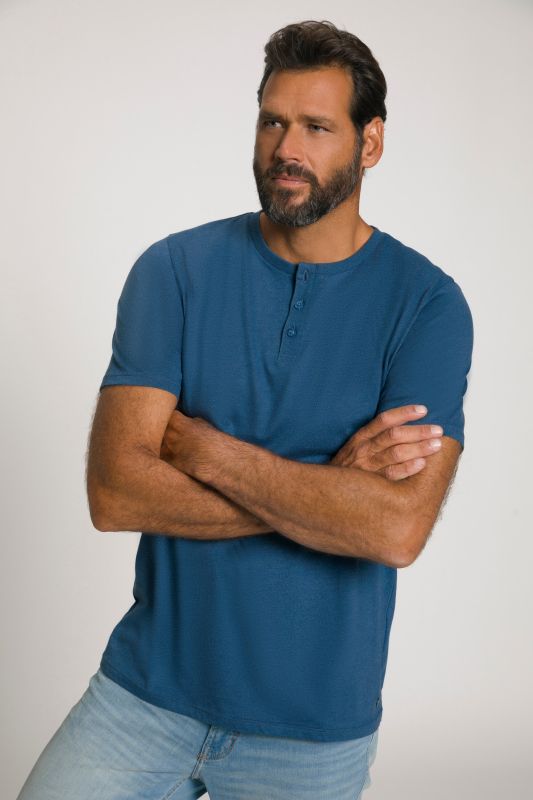 T-shirt Henley, collection Basic. Manches courtes et patte de boutonnage