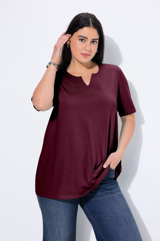 T-shirt manches courtes et col tunisien, coupe évasée