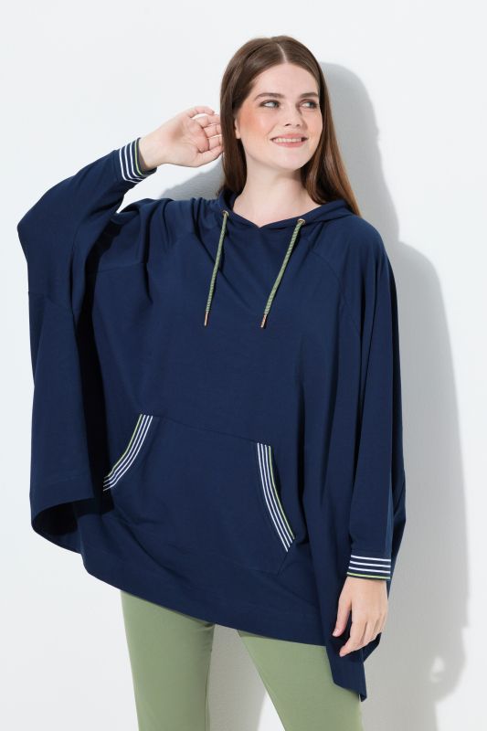Poncho d'intérieur oversize, capuche et manches longues