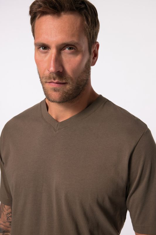 T-shirt JP 1880 Basic, col en V - jusqu'au 8 XL
