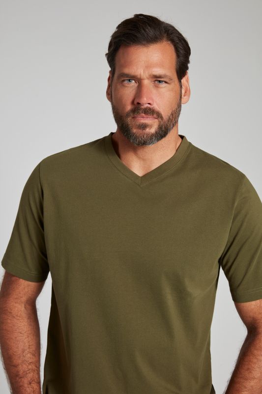 T-shirt JP 1880 Basic, col en V - jusqu'au 8 XL