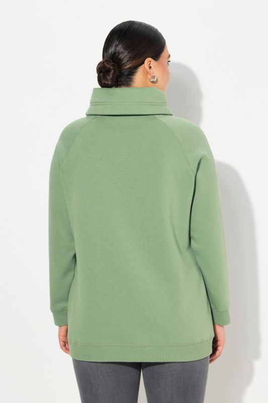 Sweat-shirt à large col montant, poches et manches longues raglan