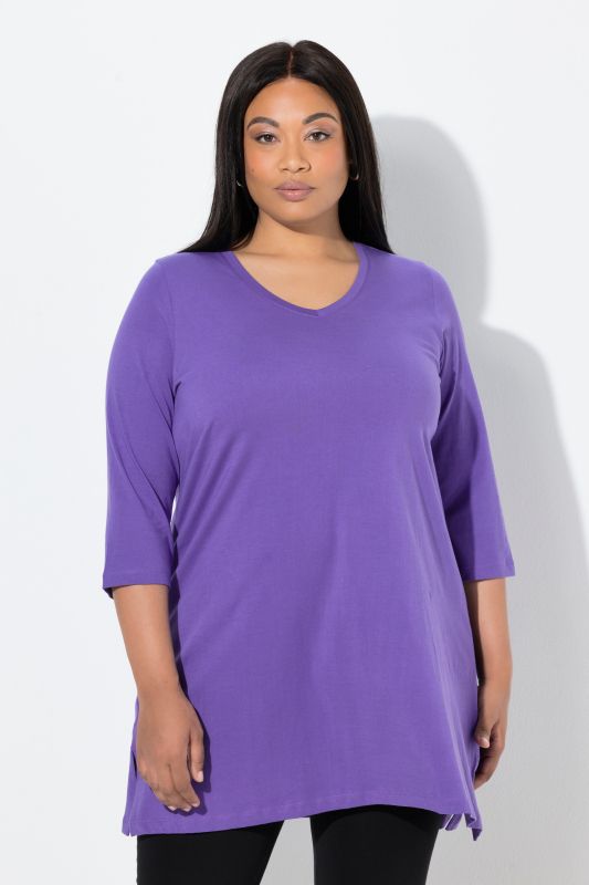 T-shirt long, coupe évasée, décolleté en V et manches 3/4