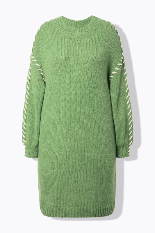 Robe en maille oversize, coutures fantaisie
