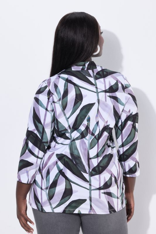T-shirt au tombé fluide, motif feuilles, col calice et manches 3/4, coupe évasée