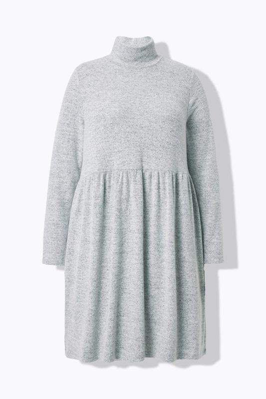 Robe en maille, manches longues et col montant, coupe évasée