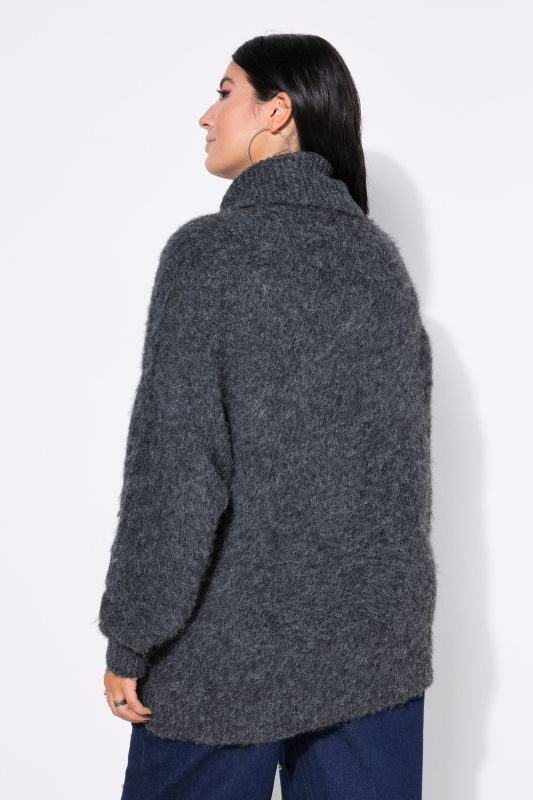 Pull à col roulé, coupe oversize, maille aspect duveteux