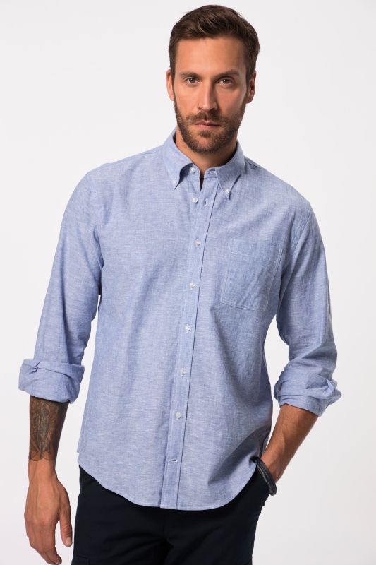 Chemise en lin mélangé. Manches longues et col à pointes boutonnées - coupe Modern Fit