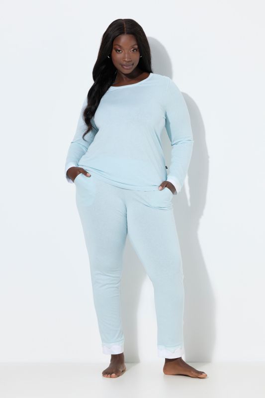 Pyjama avec dentelle, col rond et manches longues