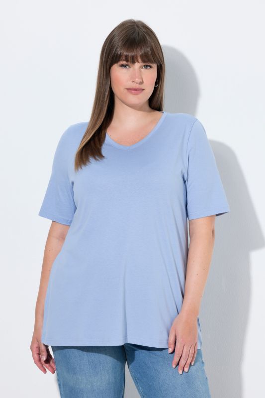 T-shirts en coton bio. Col en V et manches courtes. Lot de 2