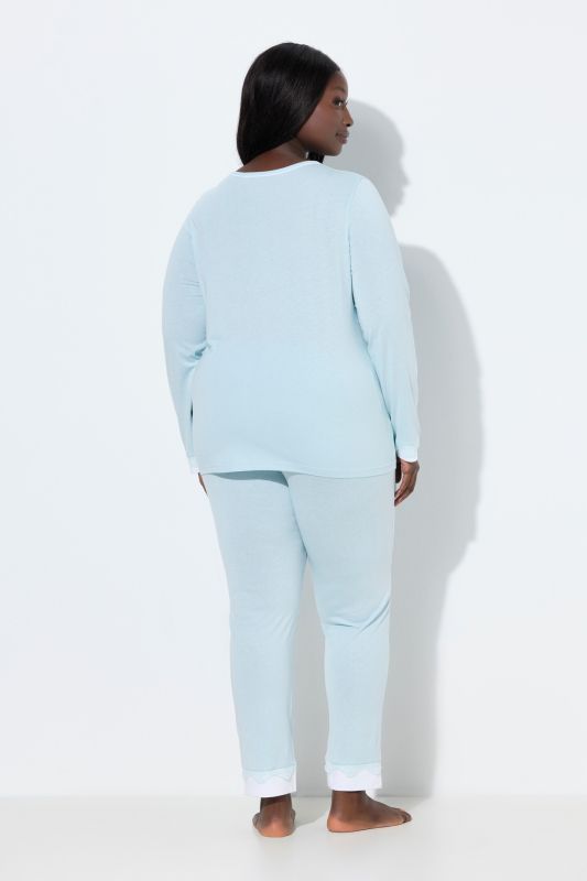 Pyjama avec dentelle, col rond et manches longues