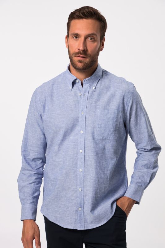 Chemise en lin mélangé. Manches longues et col à pointes boutonnées - coupe Modern Fit