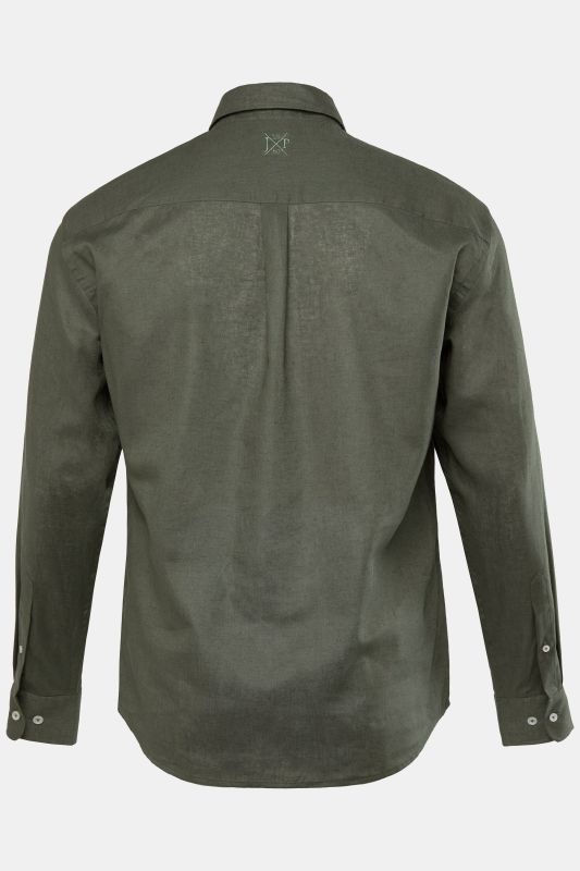 Chemise en lin mélangé. Manches longues et col à pointes boutonnées - coupe Modern Fit