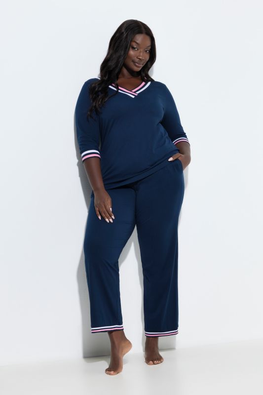 Pyjama à col V et manches 3/4, rayures décoratives