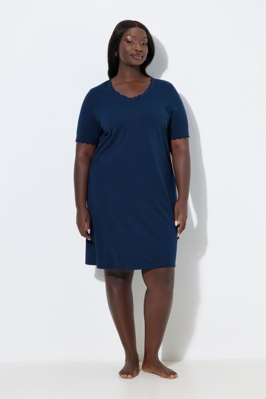 T-shirt long/chemise de nuit, manches courtes et décolleté en V, liseré fantaisie en dentelle