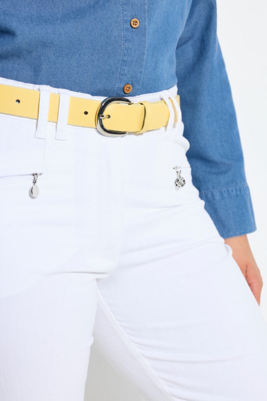 Ceinture en cuir véritable. Longueur jusqu'à 155 cm