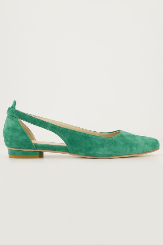 Ballerines en cuir, découpe, largeur H