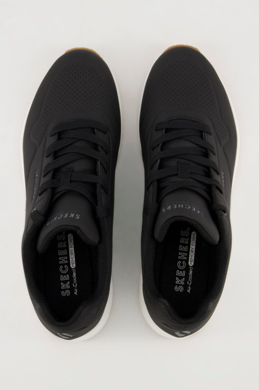 Sneakers Skechers UNO en similicuir. Mousse à mémoire de forme. Largeur confortable