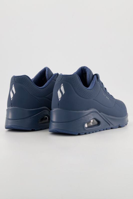 Sneakers Skechers UNO en similicuir. Mousse à mémoire de forme. Largeur confortable