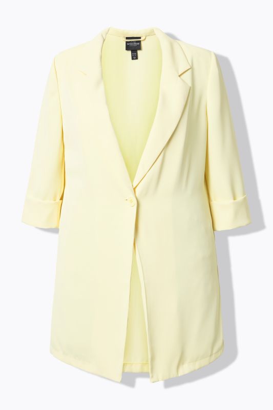 Blazer col à revers. Fermeture 1 bouton et manches 3/4