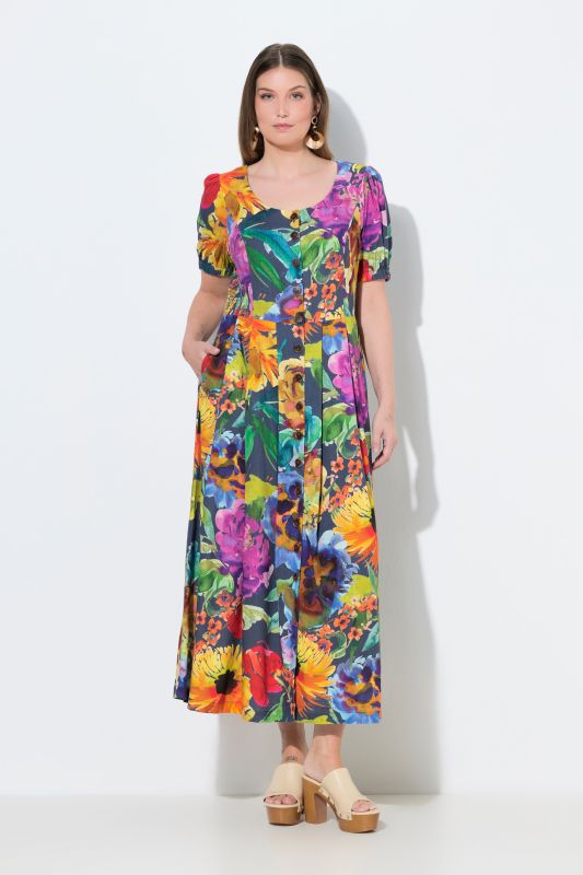 Robe maxi en lin mélangé, décolleté rond et manches courtes, empiècements smokés