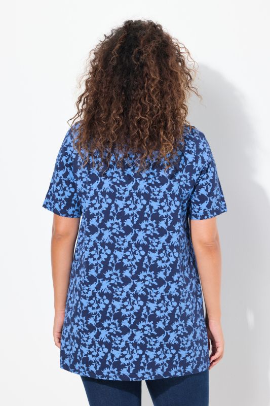 T-shirt manches courtes, col en V avec petits cordons fantaisie