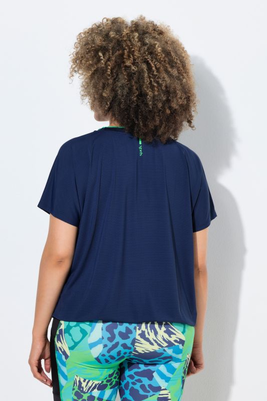 T-shirt technique à base élastique, col rond et manches courtes