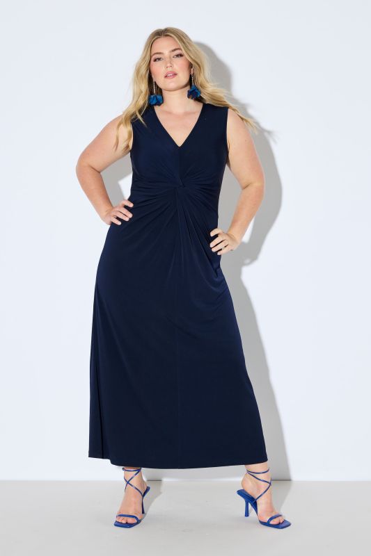 Robe maxi en jersey sans manches. Drapé féminin