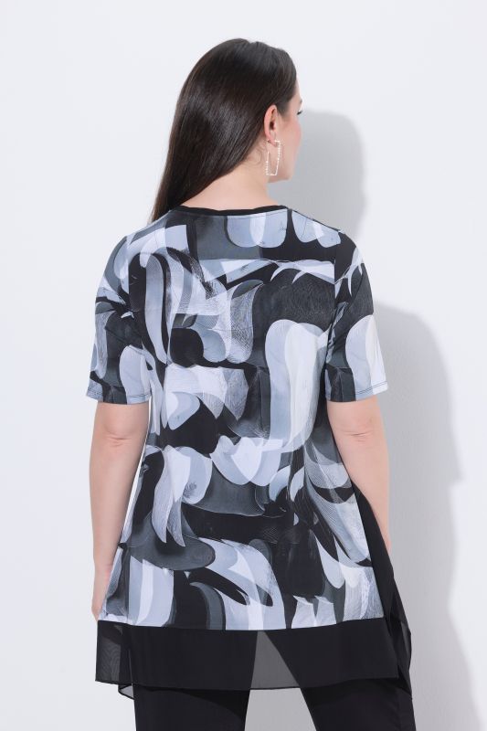 T-shirt au tombé fluide, manches courtes et décolleté en V, base en mousseline