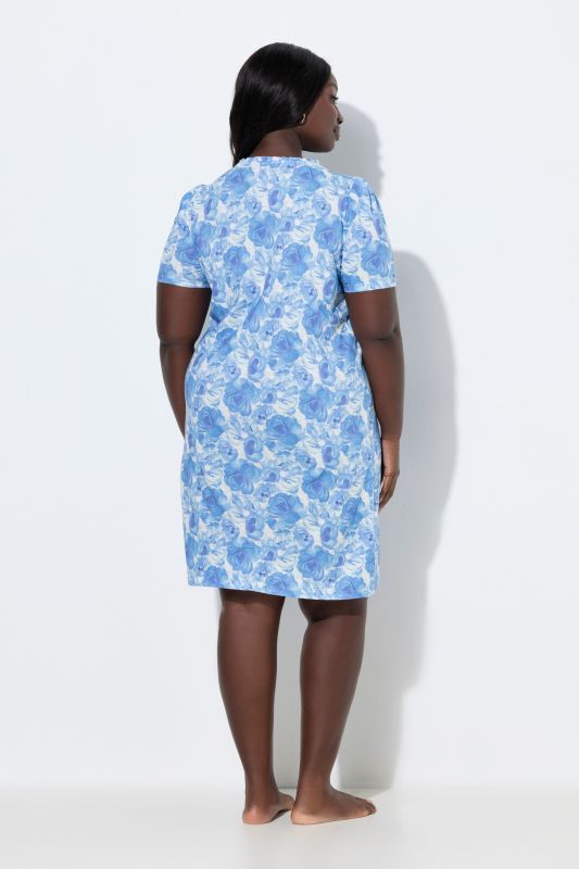 Chemise de nuit motif rose, décolleté rond et manches courtes