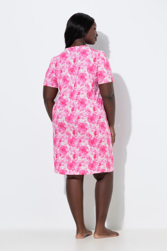 Chemise de nuit motif rose, décolleté rond et manches courtes