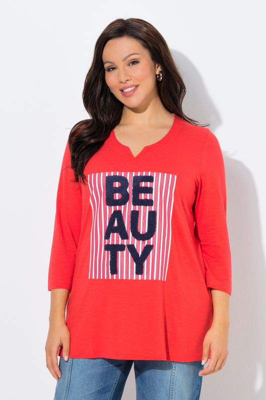 T-shirt motif « Beauty », col en V et manches courtes, coupe Classic Fit