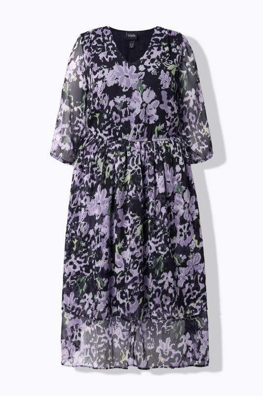 Robe midi en mousseline à fleurs, décolleté en V et manches 3/4, coupe évasée