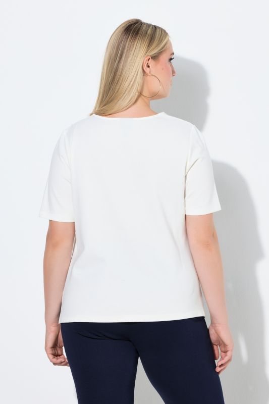 T-shirt drapé, base asymétrique, col rond et manches courtes