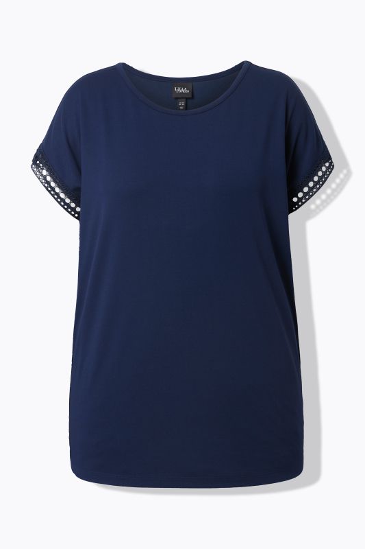 T-shirt avec dentelle ajourée, décolleté rond et manches courtes, coupe Classic Fit