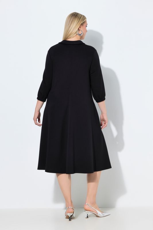 Robe en molleton de modal mélangé, col chemise et manches 3/4, coupe évasée