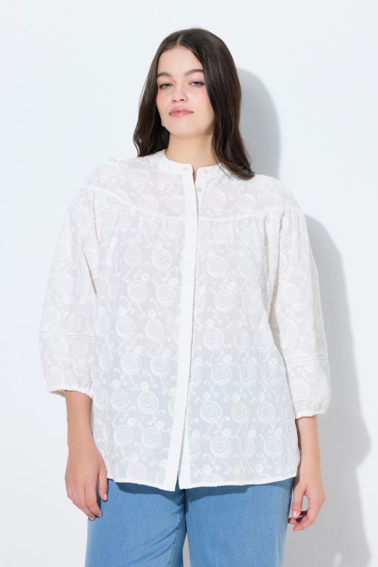 Chemisier en coton bio avec broderies, décolleté rond et manches 3/4