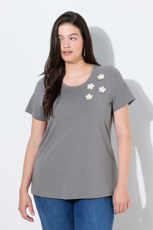 T-shirt en coton bio, fleurs en crochet, décolleté rond et manches courtes