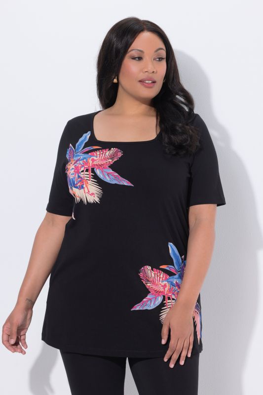 T-shirt long, décolleté carré et manches courtes, coupe évasée