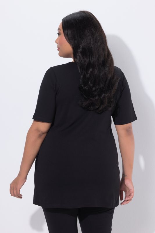 T-shirt long, décolleté carré et manches courtes, coupe évasée