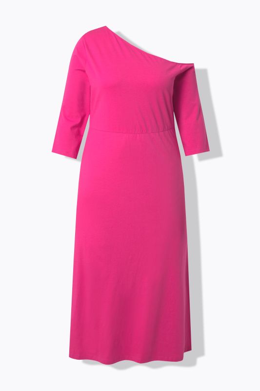 Robe maxi décolleté rond, manche 3/4 à droite et épaule dénudée à gauche, coupe évasée