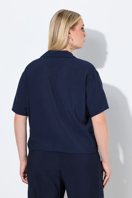 Blouse courte Boxy Fit, manches courtes et col à revers