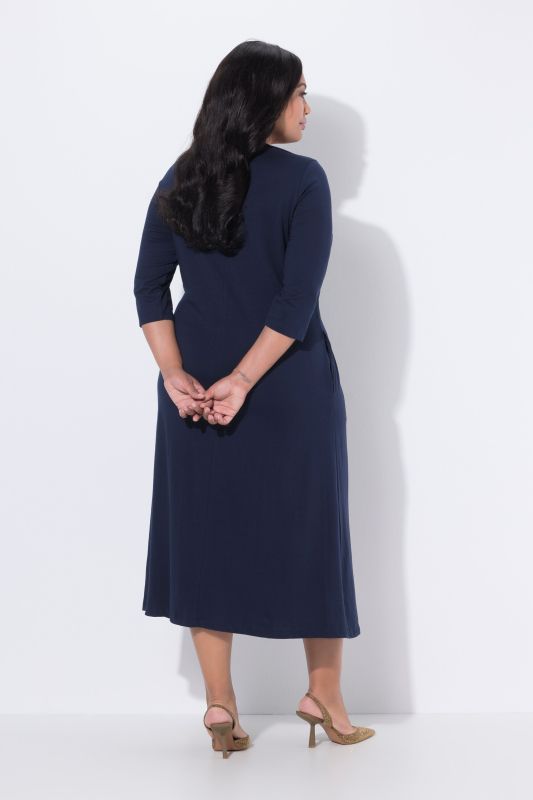 Robe maxi coupe évasée, drapé, décolleté en V et manches 3/4