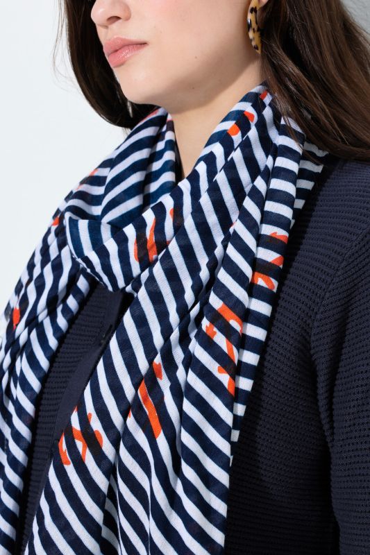 Foulard à rayures, motif ancres