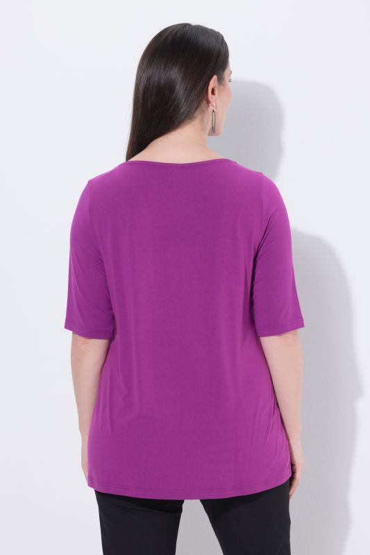 T-shirt manches courtes et encolure bateau, motif fantaisie en petits sequins