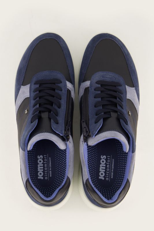 Sneakers en cuir Jomos, semelle Air-Comfort, bandes sportives et fermeture zippée - largeur K