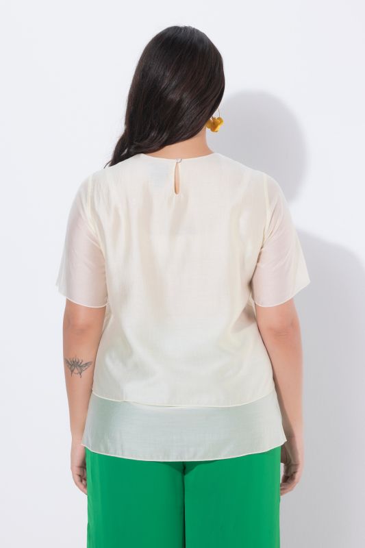 Blouse en mousseline, applications fleurs et décolleté rond