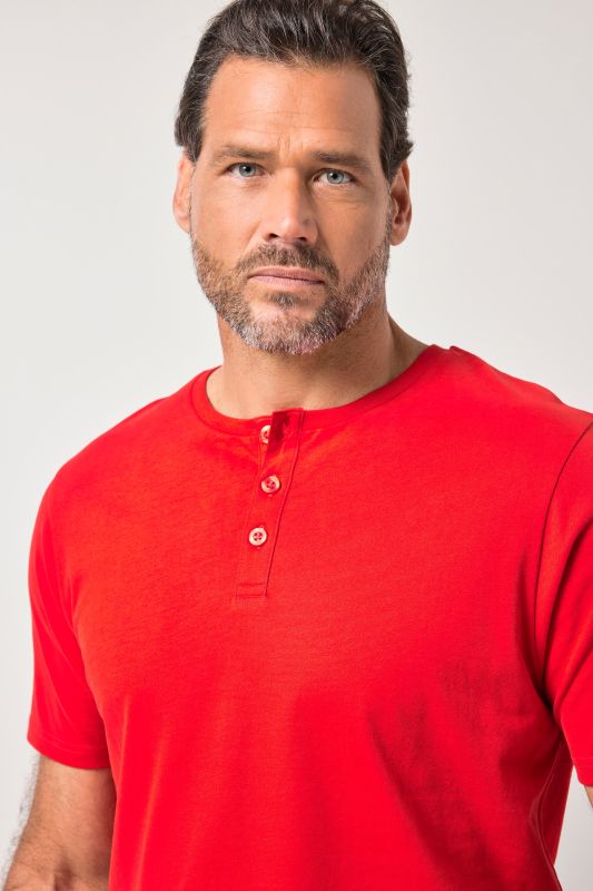 T-shirt Henley, collection Basic. Manches courtes et patte de boutonnage