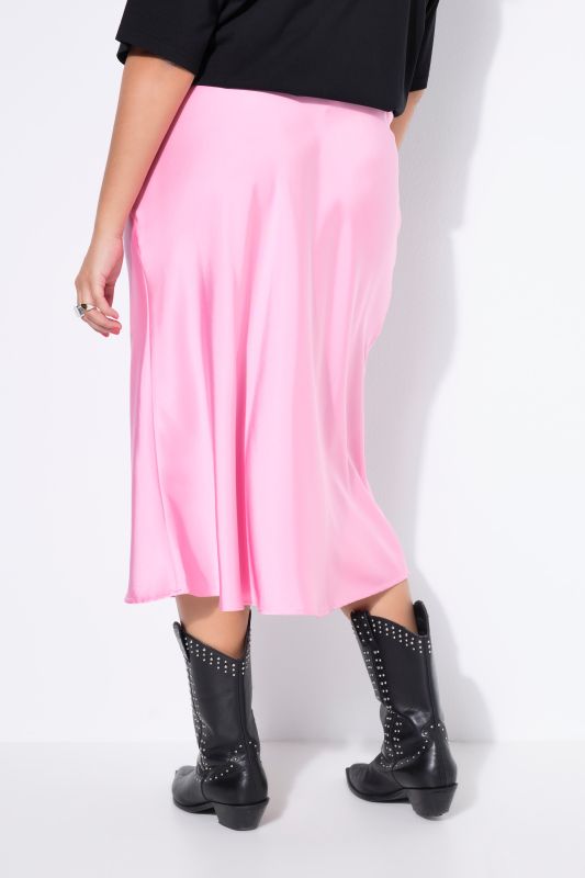 Jupe midi en satin coupe trapèze